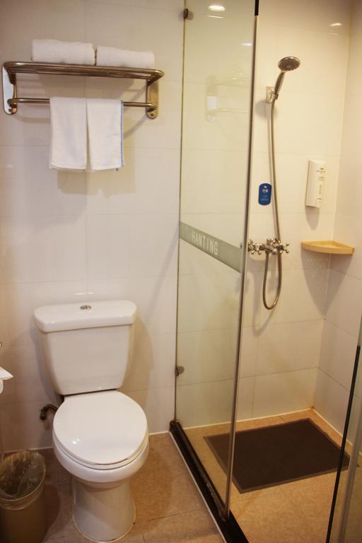 Hanting Hotel Shanghai Hongqiao Railway Station Huqingping Highway 部屋 写真