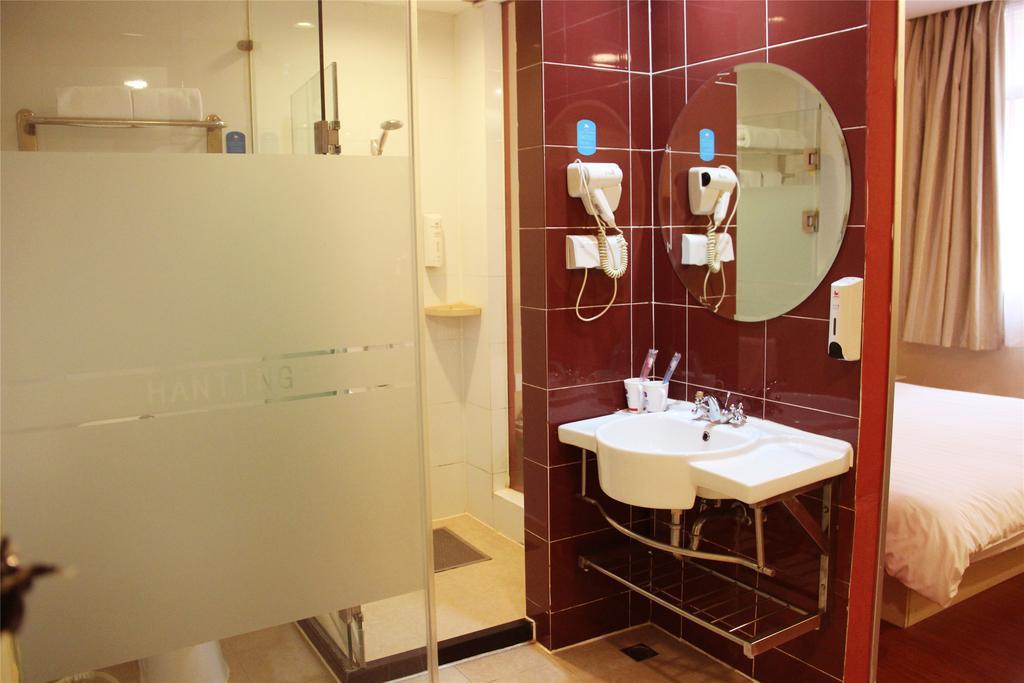 Hanting Hotel Shanghai Hongqiao Railway Station Huqingping Highway エクステリア 写真